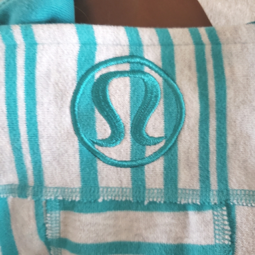 Lululemon – Striped Zip Up Hoodie Teal & Gray Patterned Sweater Thick Bu… - Picture 4 of 6